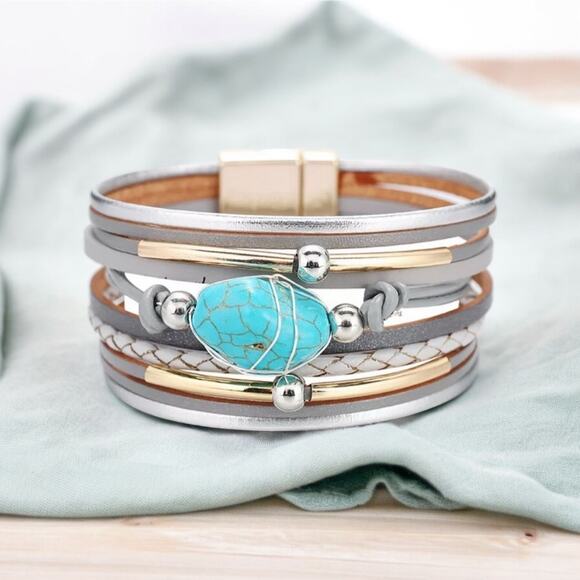 NEW BoHo multi layered gray suede wrap turquoise bead bracelet jewelry B15A - Picture 1 of 3